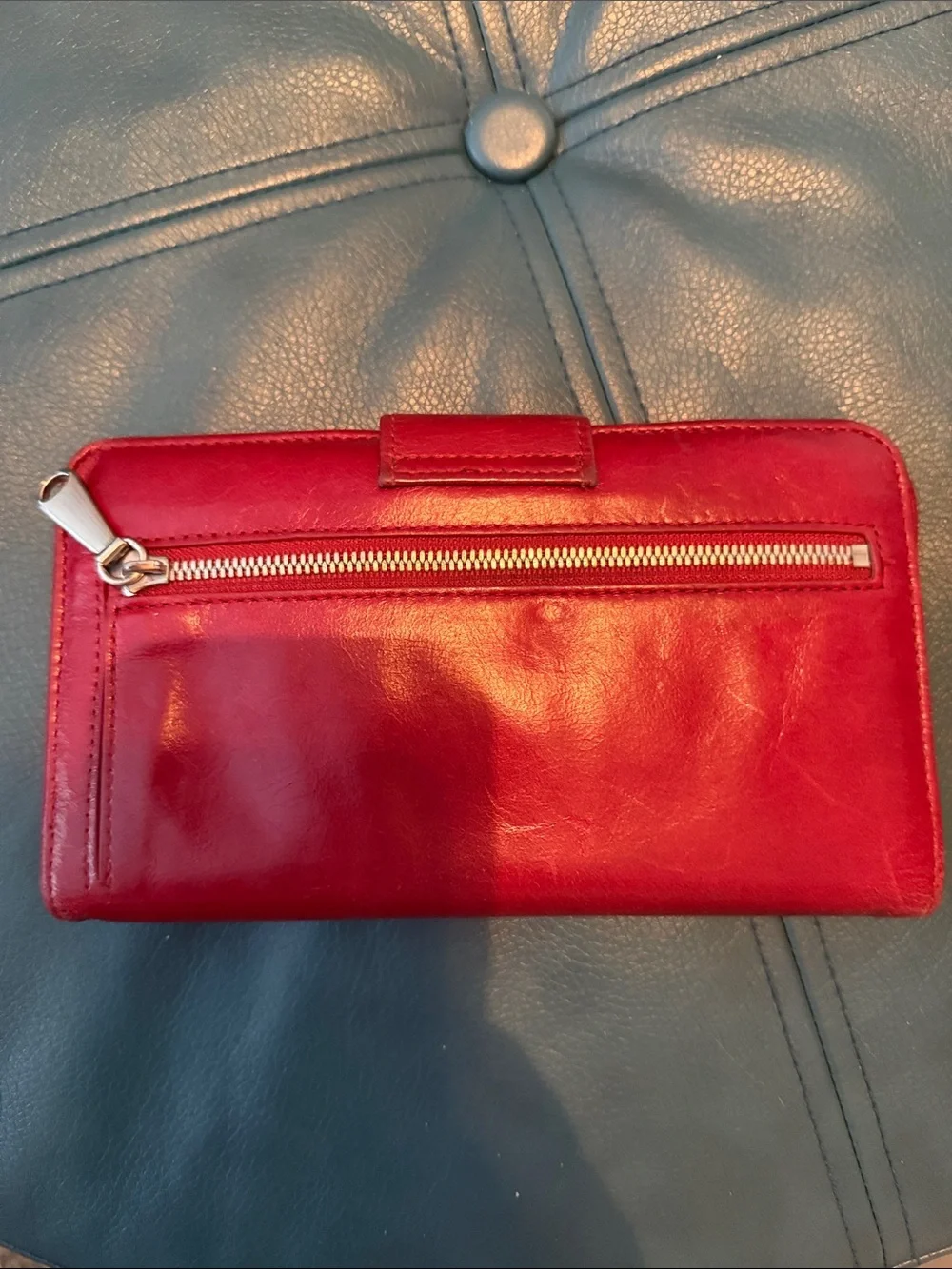 Hobo vintage red leather wallet